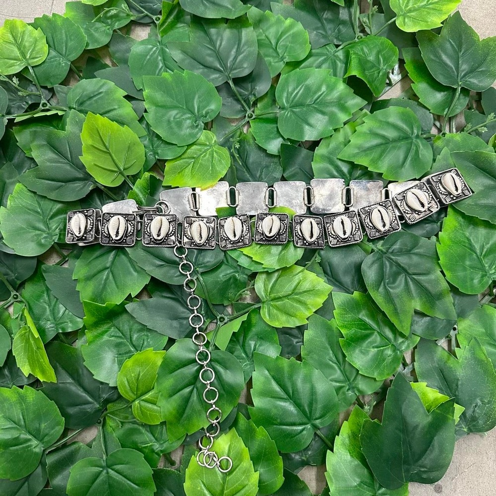 Silver Tone Cowrie Shell Chain Belt Y2K Boho